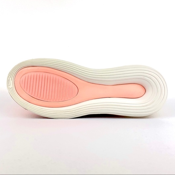 NWT Nike Air Max 720 Bleached Coral Summit White - Picture 4 of 9